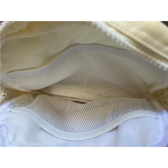 Gaiam Yoga Sidekick  Waist Fanny Pack, Cream - Picture 4 of 8